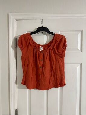 Women’s Rust Short Sleeve Button-Front Blouse
